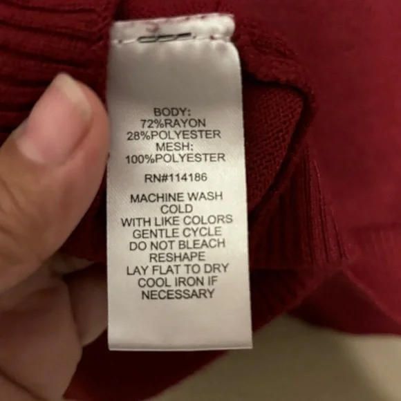 Love Scarlett Burgundy Pullover Sweater 1X - Picture 6 of 6